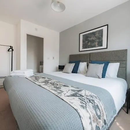 Hoskins House By Horizon *